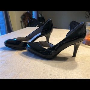 Black Life Stride 3” platform heel shoes